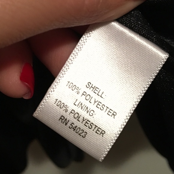 Beautiful Banana Republic Ruffle Sleeve Dress - Picture 5 of 5